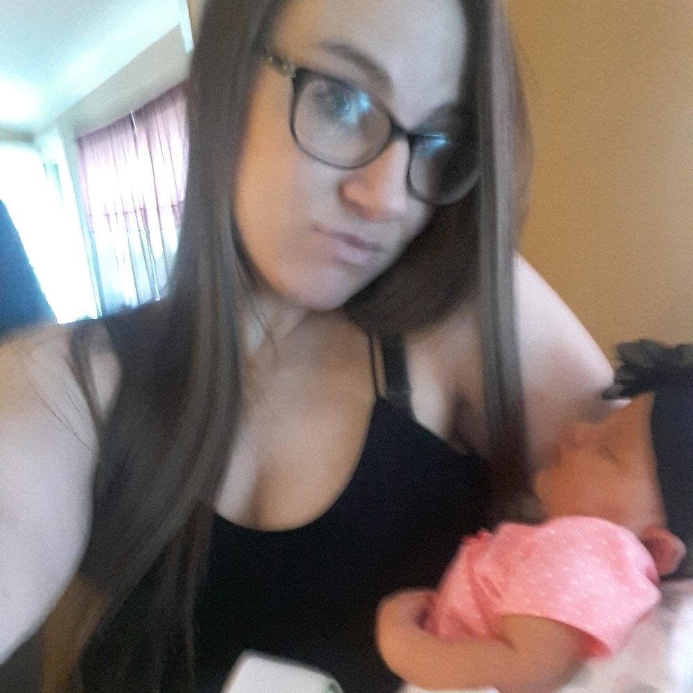 Meet your Posher, Kaycie